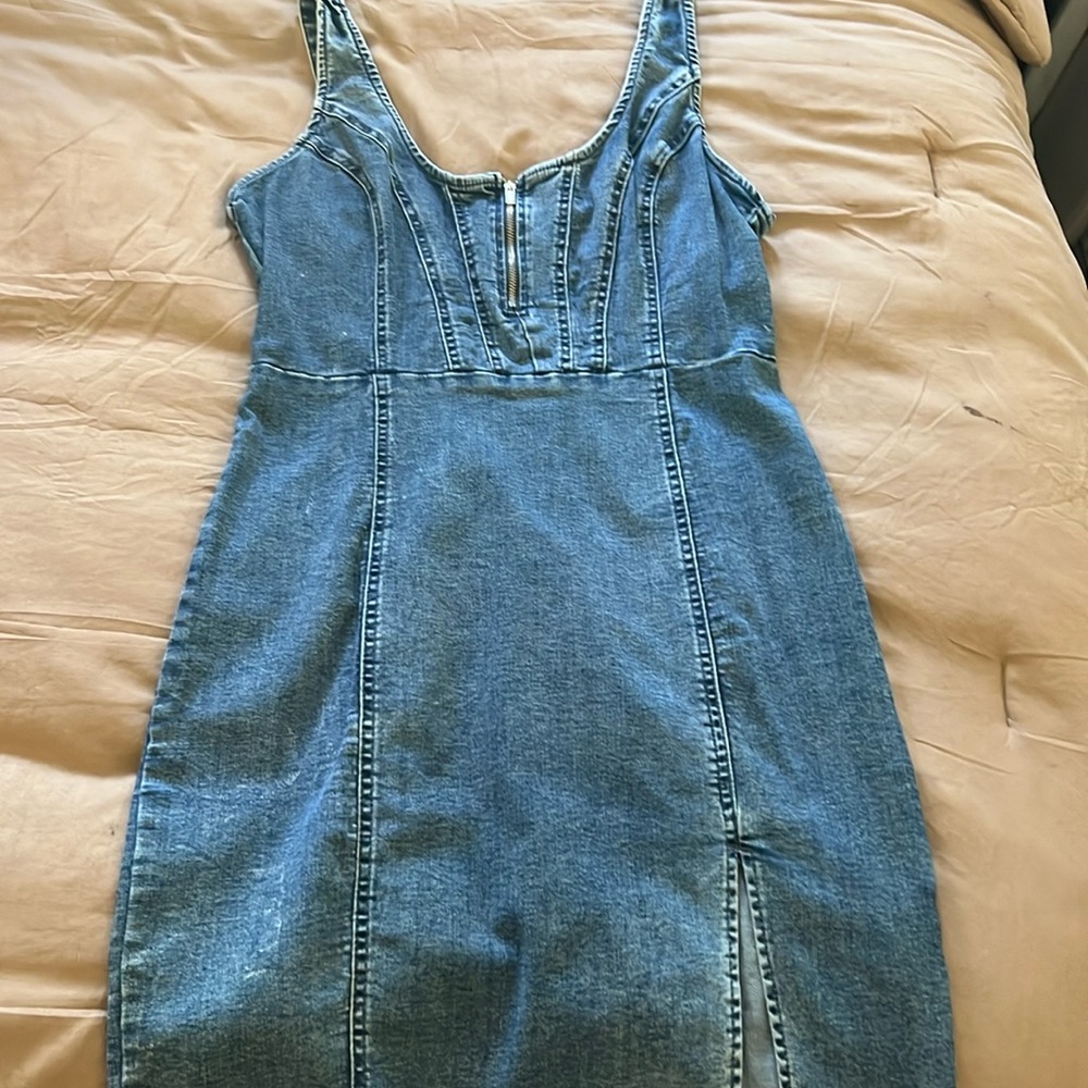 Sexy Guess Denim Dress - Picture 4 of 8